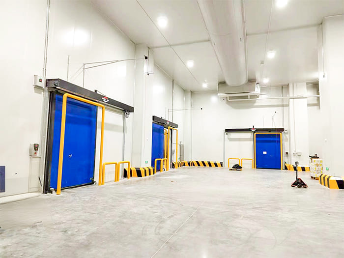 أبواب عالية السرعة