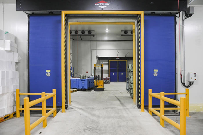 أبواب عالية السرعة