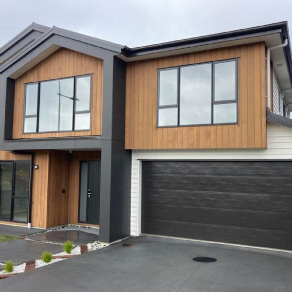 باب المرآب - RAL9002-2